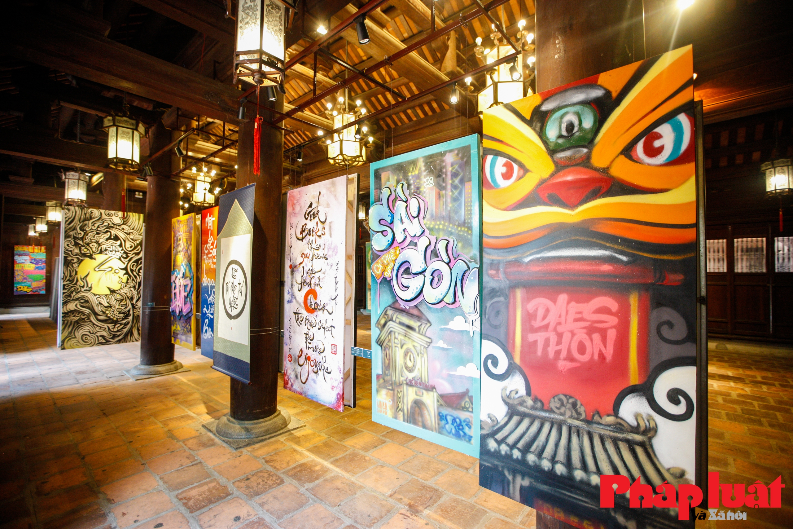 Độc đáo triển lãm Thư Pháp Graffiti tại Hà Nội: Giao thoa truyền thống và hiện đại