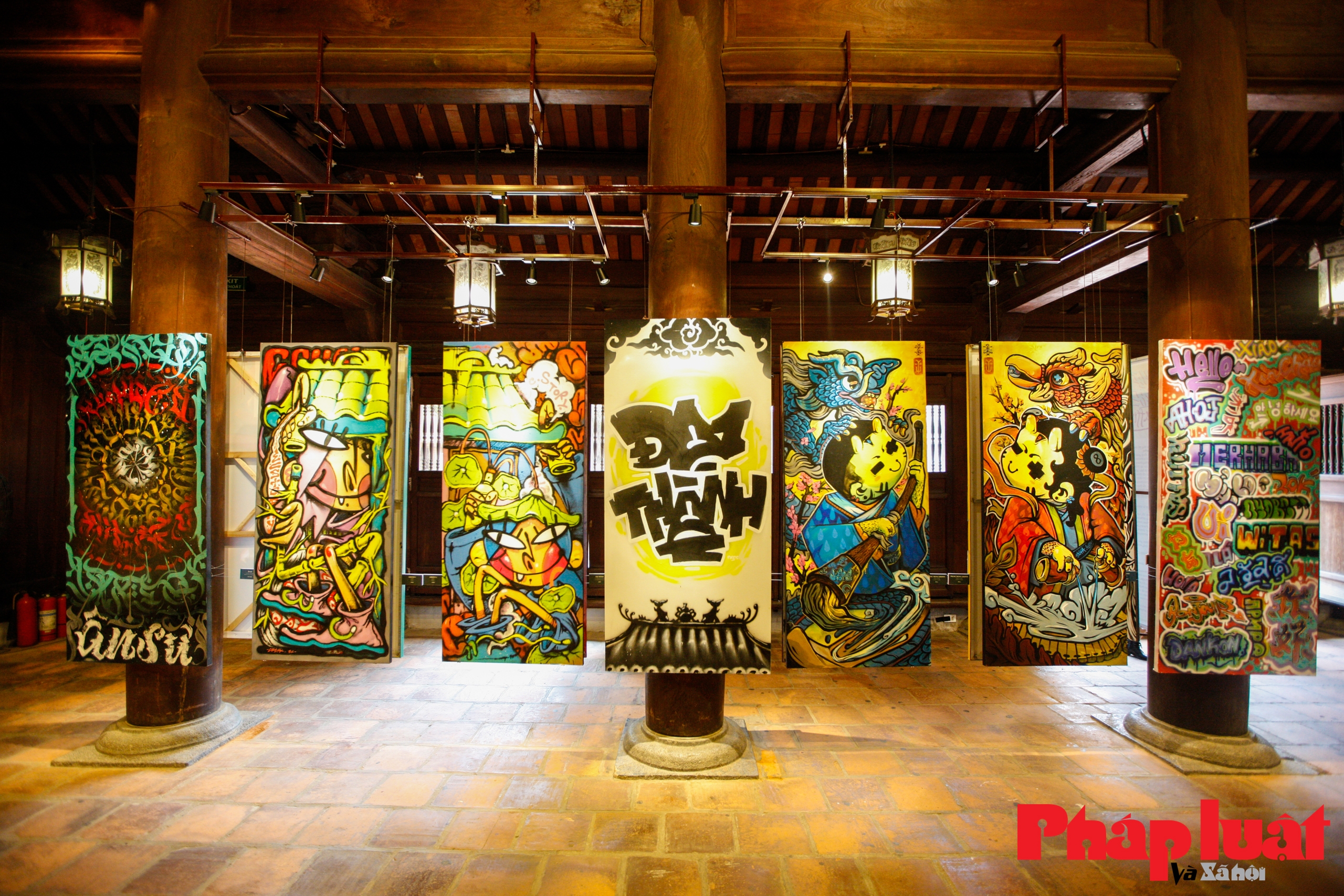 Độc đáo triển lãm Thư Pháp Graffiti tại Hà Nội: Giao thoa truyền thống và hiện đại