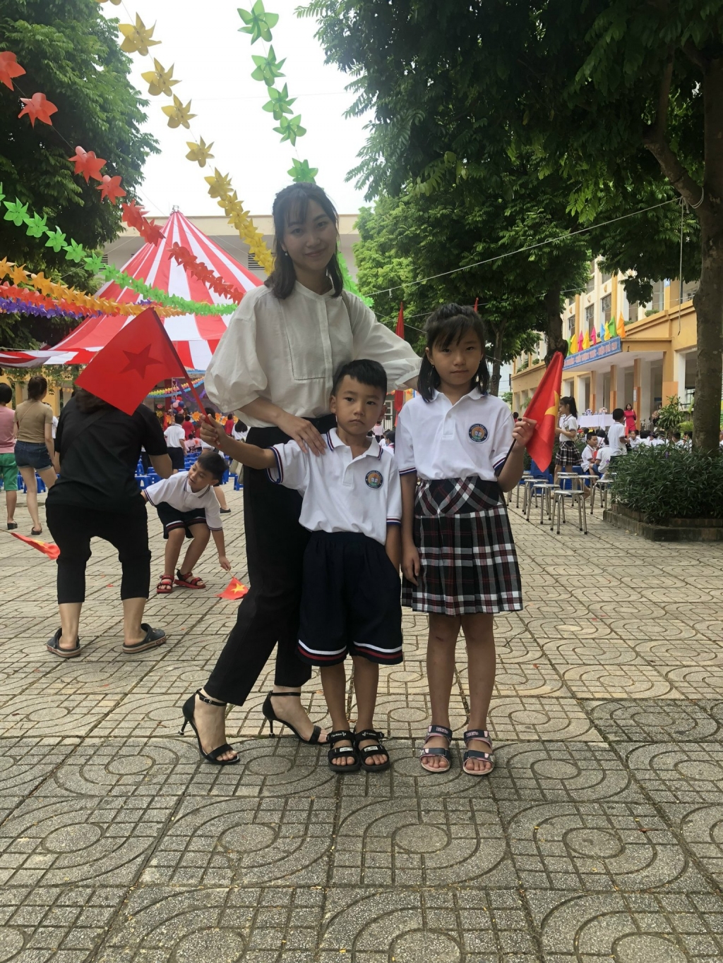 Hà Nội: Không khí nô nức trong ngày khai giảng năm học mới