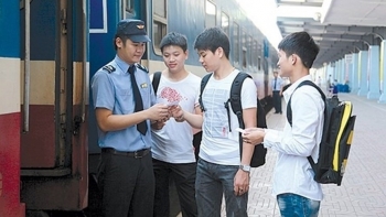 Đường sắt giảm giá vé tàu cho tân học sinh, sinh viên nhập học