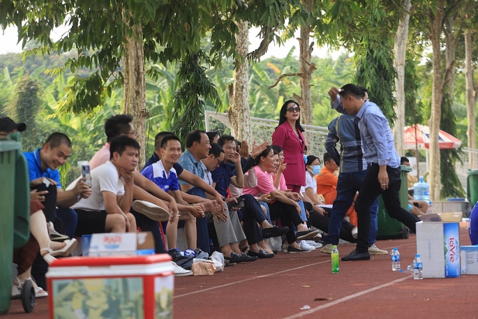 Ba trận toàn thắng, FC Kinh tế & Đô thị vào bán kết