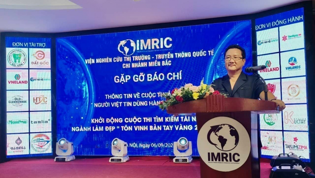 Viện IMRIC: Cuộc thi ảnh “Người Việt tin dùng hàng Việt”, "Tôn vinh bàn tay vàng" lần thứ nhất