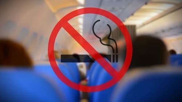 Cấm bay 9 tháng với hành khách hút thuốc lá trên tàu bay