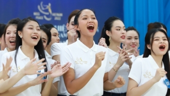 “Miss Peace Vietnam 2022” đổi tên trước chung kết