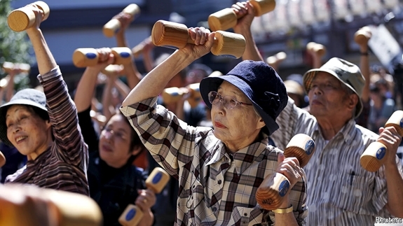 Tỷ lệ người từ 75 tuổi trở lên lần đầu vượt 15% dân số tại Nhật