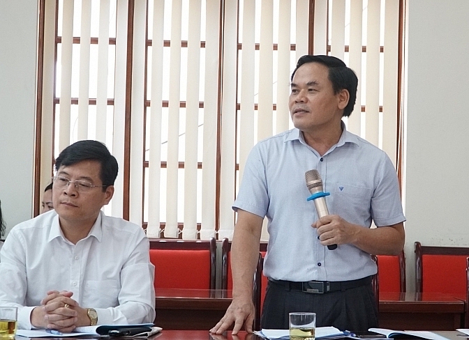 Trưởng Phòng Tư pháp quận Bắc Từ Liêm Nguyễn Văn Chiến khẳng định: “Việc phát ấn phẩm PL&XH miễn phí tới các tổ hòa giải rất quan trọng…”
