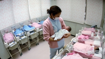 Nhật Bản ghi nhận số trẻ sơ sinh ở mức thấp nhất trong vòng 22 năm qua