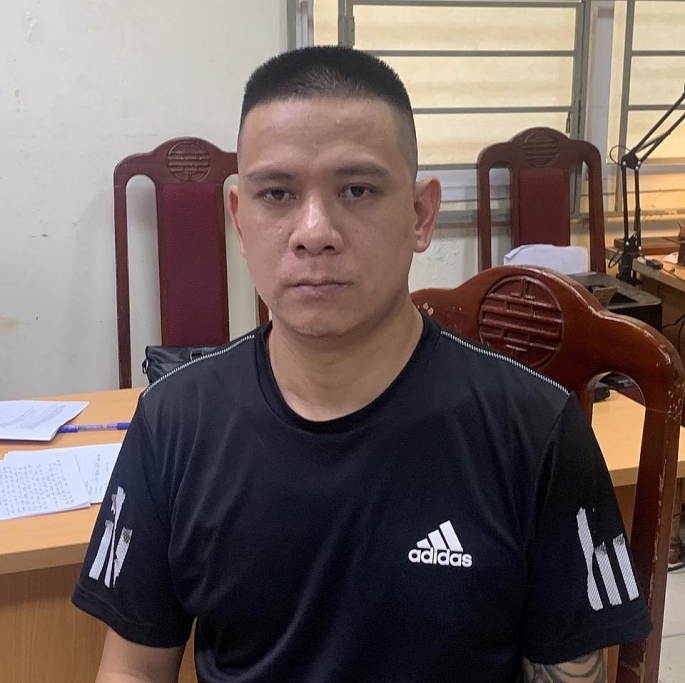 Khởi tố, bắt giam tài xế taxi và hung thủ vụ án đâm thanh niên tử vong trên phố Láng Hạ