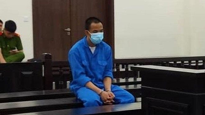 14 năm tù cho kẻ “cướp tình” bé gái