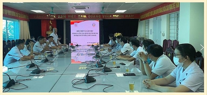 Đoàn công tác BV Tim Hà Nội làm việc tại BVĐK tỉnh Bắc Ninh