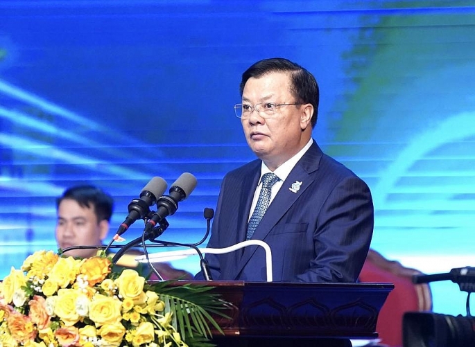 Bí thư Thành ủy Hà Nội Đinh Tiến Dũng phát biểu chỉ đạo tại Đại hội.