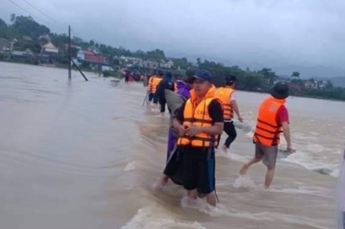 Không có phép màu với hai vợ chồng bị lũ cuốn