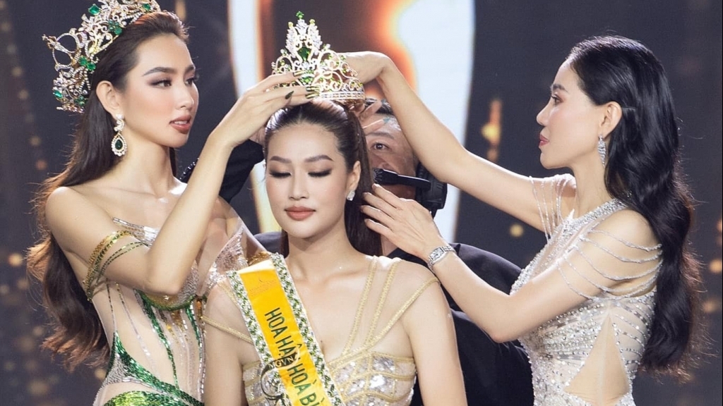 Điều gì giúp Đoàn Thiên Ân đăng quang Hoa hậu Hòa bình Việt Nam 2022?