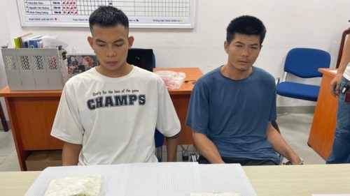 Em rể thuê anh vợ vận chuyển 2 bánh heroin