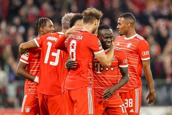 Thắng áp đảo, Bayern vững vàng ở ngôi đầu tại Champions League
