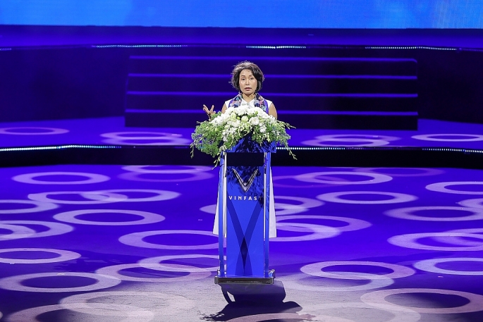 Bà Lê Thị Thu Thuỷ - Phó Chủ tịch Tập đoàn Vingroup kiêm Tổng giám đốc VinFast toàn cầu phát biểu công bố chính thức ra mắt Cộng đồng VinFast toàn cầu.
