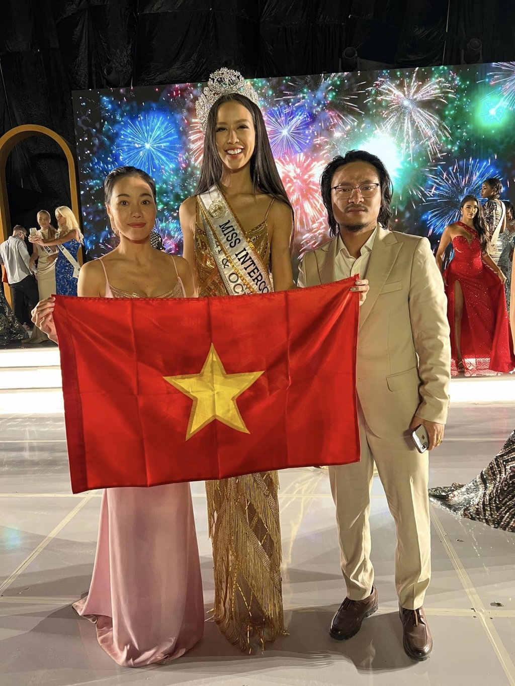 Bảo Ngọc bất ngờ đăng quang Hoa hậu Liên lục địa 2022