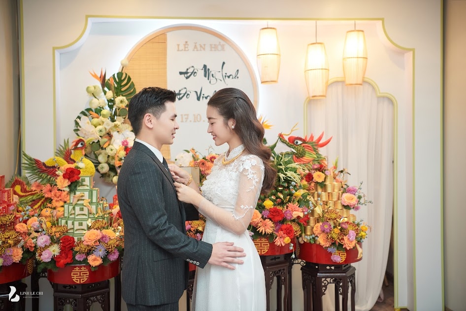 Đám hỏi đậm văn hóa Hà Nội của cặp đôi Hoa hậu Đỗ Mỹ Linh, doanh nhân Đỗ Vinh Quang
