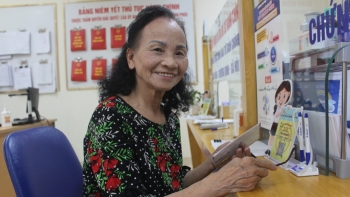 78 tuổi, nữ cán bộ cơ sở vẫn đảm nhiệm 12 “đầu việc”