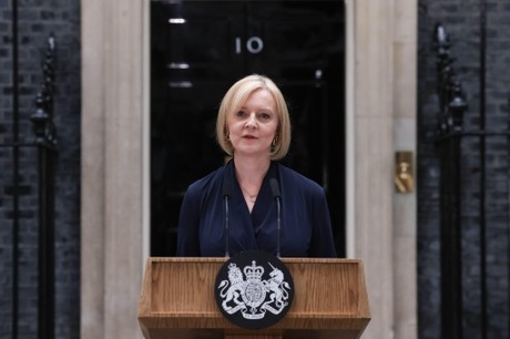 Thủ tướng Anh tuyên bố từ chức sau hơn 1 tháng nắm quyền