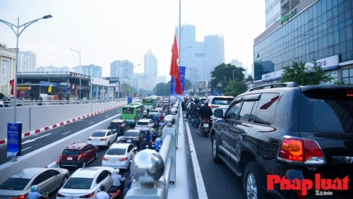 Lắng nghe, tiếp thu các ý kiến đa chiều là cần thiết