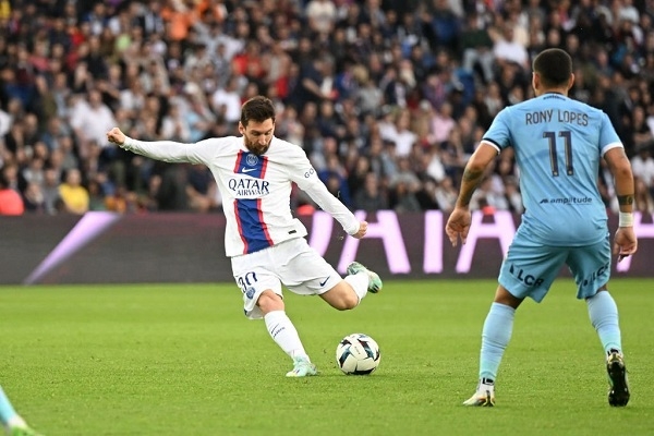 Messi lập siêu phẩm, “Tam tấu” đưa PSG đến với chiến thắng