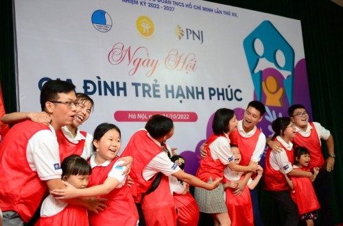 Ngày hội “Gia đình trẻ hạnh phúc” - sẻ chia tình cảm, cùng nhau vượt qua thử thách