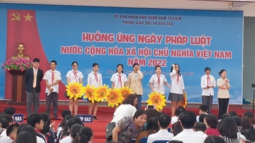 Học sinh hào hứng “đấu trí” kiến thức pháp luật