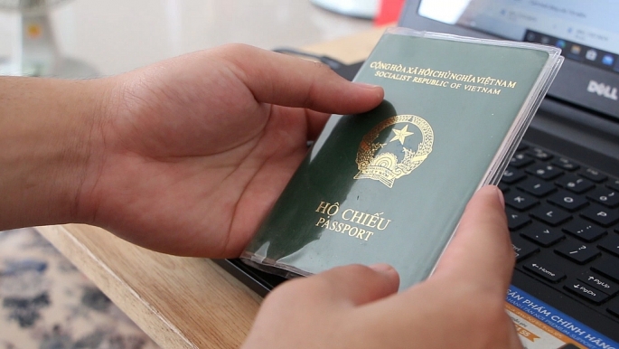 Người dân thực hiện thủ tục “đề nghị cấp hộ chiếu phổ thông tại nhà” như thế nào?