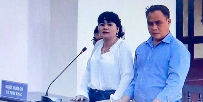 Ba mẹ Diễm My phát biểu tại phiên tòa