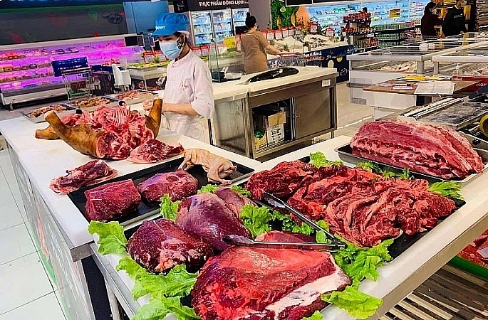 Sở Công thương Hà Nội sẽ đẩy mạnh các hoạt động kết nối tiêu thụ nông sản, thực phẩm của Hà Nội và các tỉnh, thành phố nhằm đáp ứng nhu cầu mua sắm đa dạng của người dân trong dịp cuối năm và Tết Nguyên đán 2022. Ảnh: Văn Biên