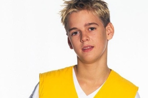 Cựu sao nhí Aaron Carter qua đời ở tuổi 34