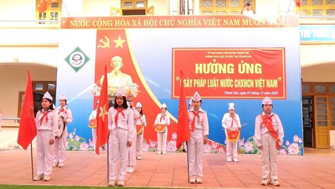 Lan tỏa mạnh mẽ Ngày Pháp luật Việt Nam trong nhà trường