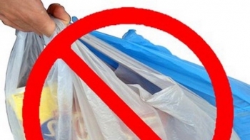 Hà Nội phấn đấu 100% các chợ truyền thống không sử dụng túi nilon khó phân hủy