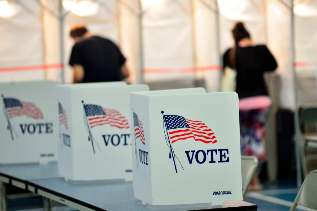Bầu cử giữa nhiệm kỳ tại Mỹ: Đảng Cộng hòa chính thức kiểm soát Hạ viện