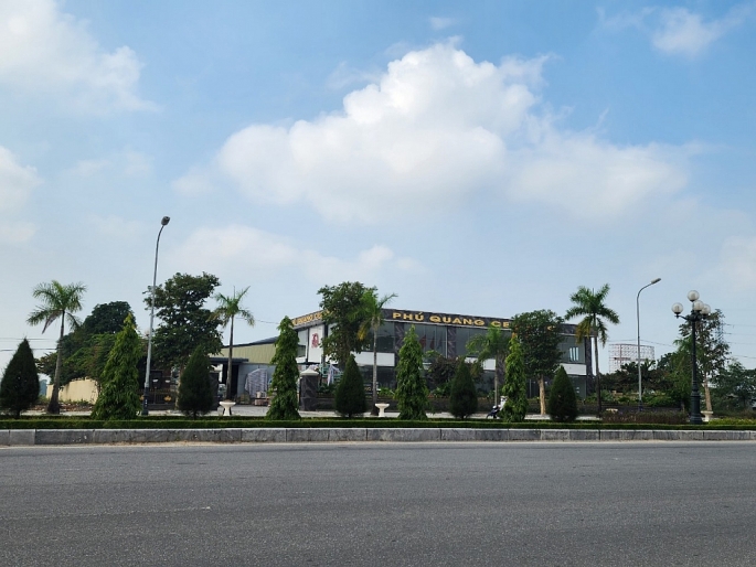 Công ty Phú Quang được giao đất tại vị trí đắc địa nằm trên trục đại lộ Võ Nguyên Giáp