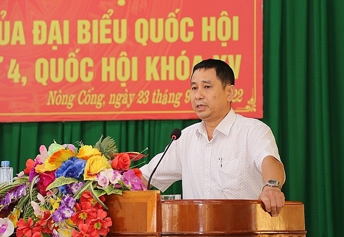 ông Nguyễn Văn Hưng, Chủ tịch UBND xã Công Liêm từng thay mặt người dân nêu ý kiến khi Bộ trưởng bộ Lao động Thương binh và Xã hội, Đào Ngọc Dung có về tiếp xúc cử tri tại huyện Nông Cống