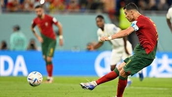 Ronaldo ghi bàn, Bồ Đào Nha lần đầu làm được điều này tại World Cup