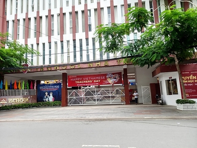Trường iSchool Nha Trang - nơi xảy ra vụ ngộ độc thực phẩm khiến hàng trăm học sinh phải nhập viện điều trị nội trú.