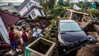 Số người thiệt mạng trong vụ động đất tại Indonesia tăng lên 310 người