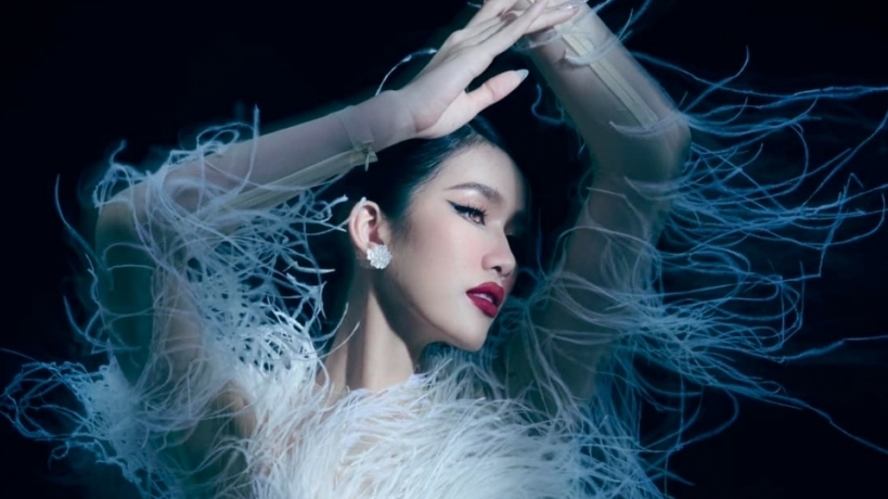 Phương Anh liệu có "ăn đứt" á hậu Thúy Vân tại Hoa hậu Quốc tế?