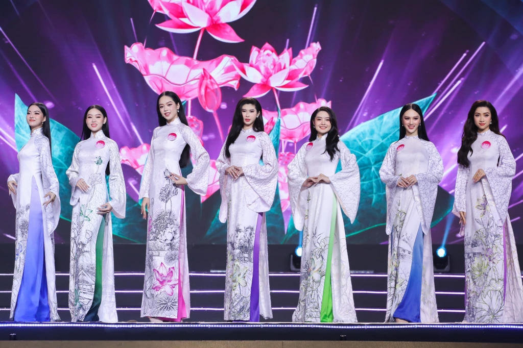 Điểm trừ của chung khảo Hoa hậu Việt Nam 2022