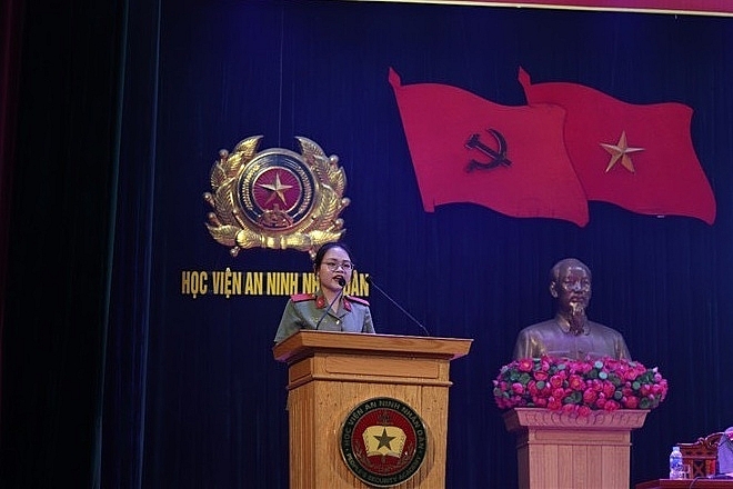 Nguyễn Thị Lâm Viên là Thủ khoa “kép” của Học viện An ninh Nhân dân. Ảnh: NVCC