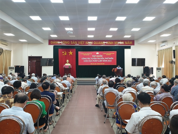 UBMTTQ Việt Nam TP Hà Nội phối hợp với UBMTTQ Việt Nam quận Đống Đa tổ chức tập huấn công tác tuyên truyền PBGDPL trên địa bàn TP, quận năm 2022