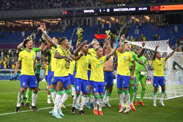 Brazil 1-0 Thụy Sỹ: Casemiro tỏa sáng, Selecao giành vé vào vòng 1/8