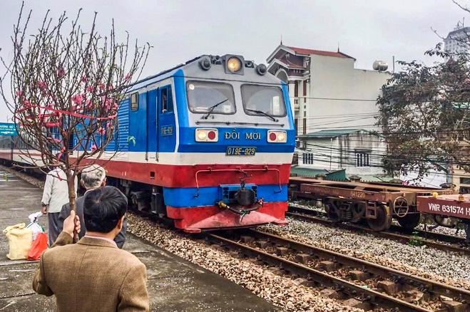 Tuyến tàu khách Sài Gòn - Hà Nội được tăng cường phục vụ dịp Tết Nguyên đán 2023