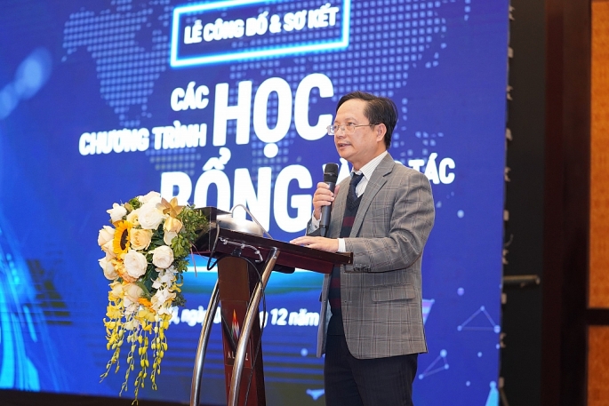 GS. TSKH Vũ Hoàng Linh, Hiệu trưởng trường Đại học Khoa học tự Nhiên, Đại học Quốc gia Hà Nội chia sẻ tại buổi lễ