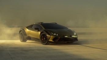 Lamborghini Huracan Sterrato 2023: Sự kết hợp của siêu xe và off-road