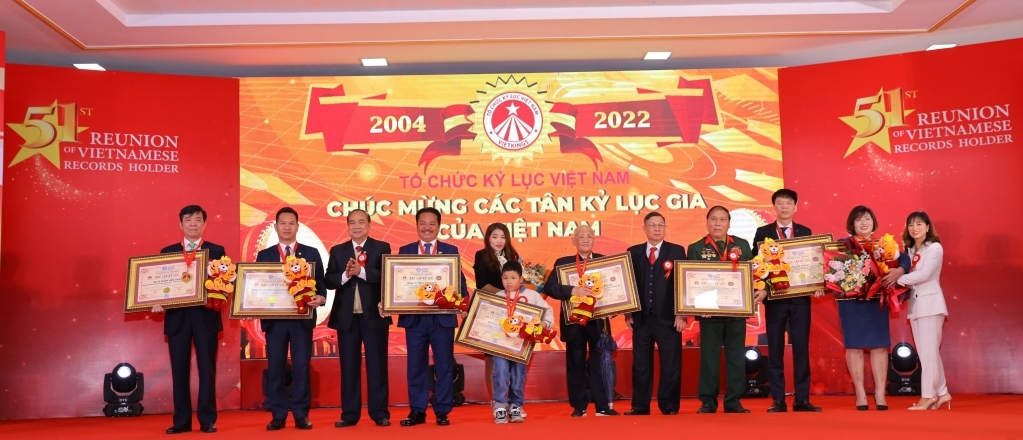 Dấu ấn phát triển của Cộng đồng Kỷ lục Gia Việt Nam sau 18 năm