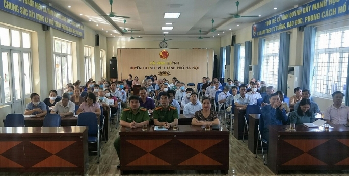 Xã Vĩnh Quỳnh là 1 trong 15 xã được được UBND huyện Thanh Trì công nhận xã đạt chuẩn tiếp cận pháp luật năm 2021 theo Quyết định số 207/QĐ-UBND ngày 20/1/2022 của Chủ tịch UBND huyện Thanh Trì.(ảnh: Văn Biên)